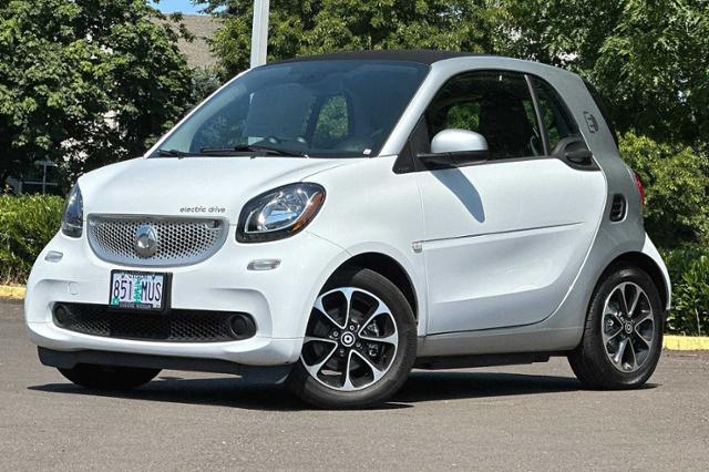 2017 smart fortwo Electric Drive Passion