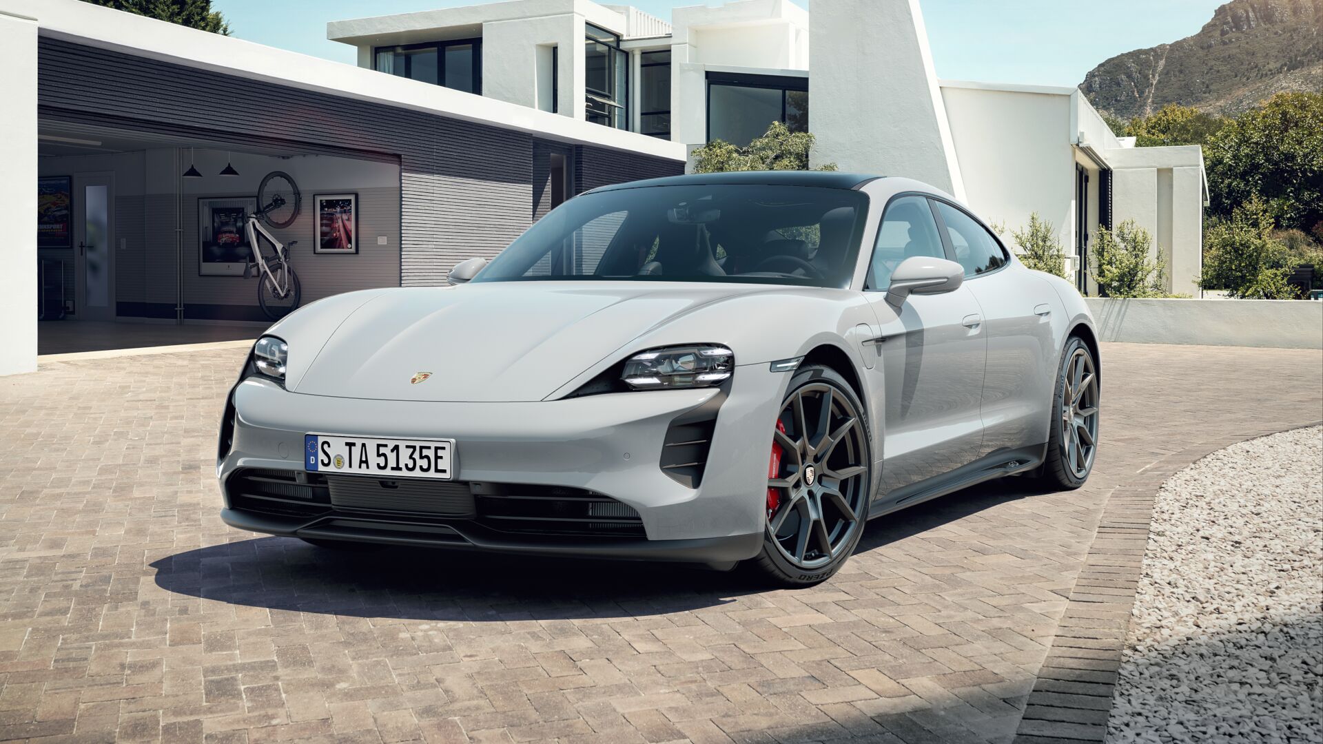 Porsche Taycan Turbo S (2023-2024) price and specifications - EV