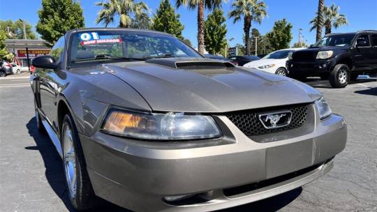 2001 Ford Mustang GT Deluxe Convertible