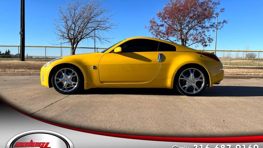 2005 Nissan 350Z Touring  Coupe